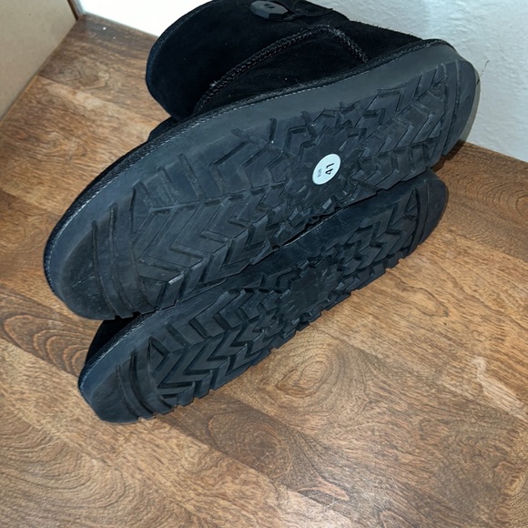 Shearling boots New - Picture 4 of 6